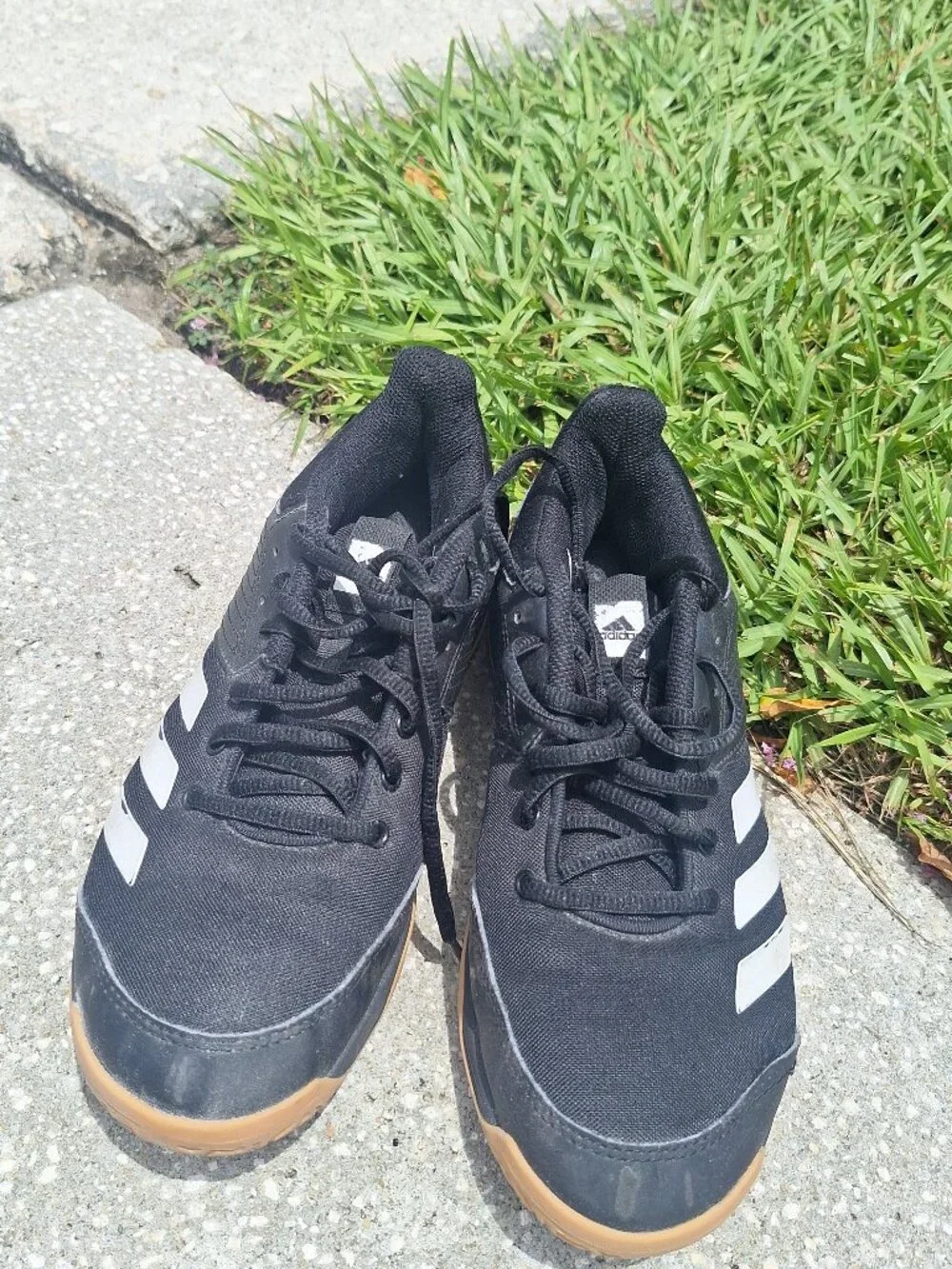 Nice black Addidas
